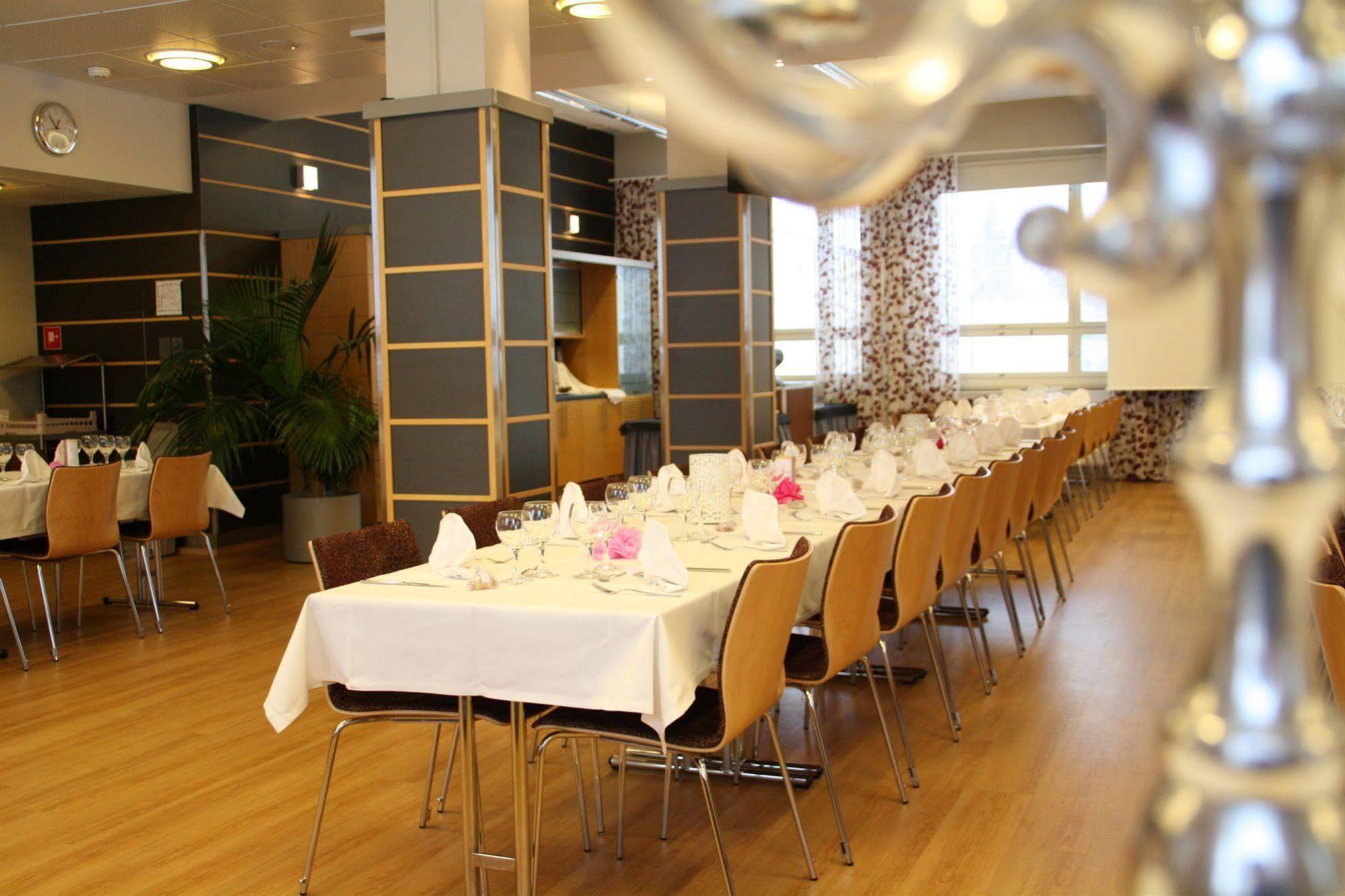 Hotel Lasaretti Oulu Ngoại thất bức ảnh
